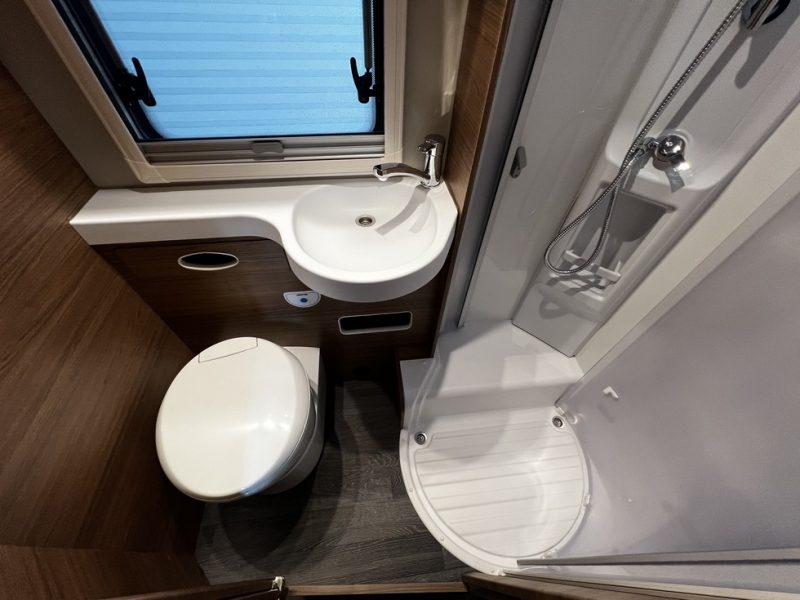 Knaus L!VE I 700 MEG - immagine 8