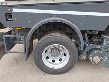 Atego 1523 Spazzatrice EURO6 PM10 Schmidt Street King 2 motori - immagine 13
