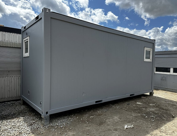 Contenitore sanitario 6,06 × 2,44 m – 2 docce, 2 WC, 2 orinatoi, 5 lavabi - immagine 5